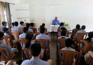 An amazing session by Mr. Sameer, a certified Heartfulness Meditation trainer